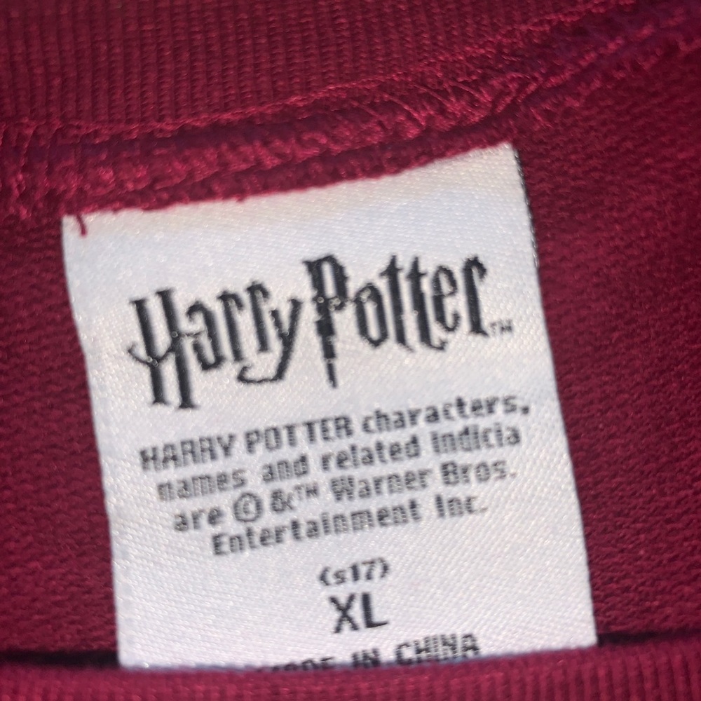 NWT Harry Potter reversible sequin tee - Picture 3 of 4